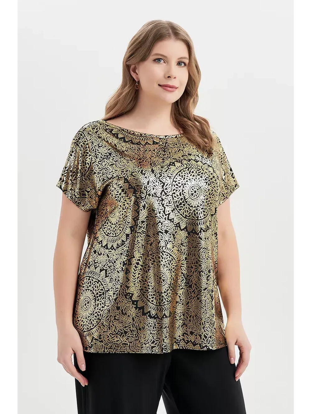 Блузка нарядная блестящая большого размера