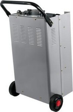 Пускозарядное устройство QUATTRO ELEMENTI Tech Boost 520 771-466