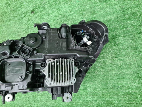 Фара правая BMW 5er G30 (2020-2023) Laser