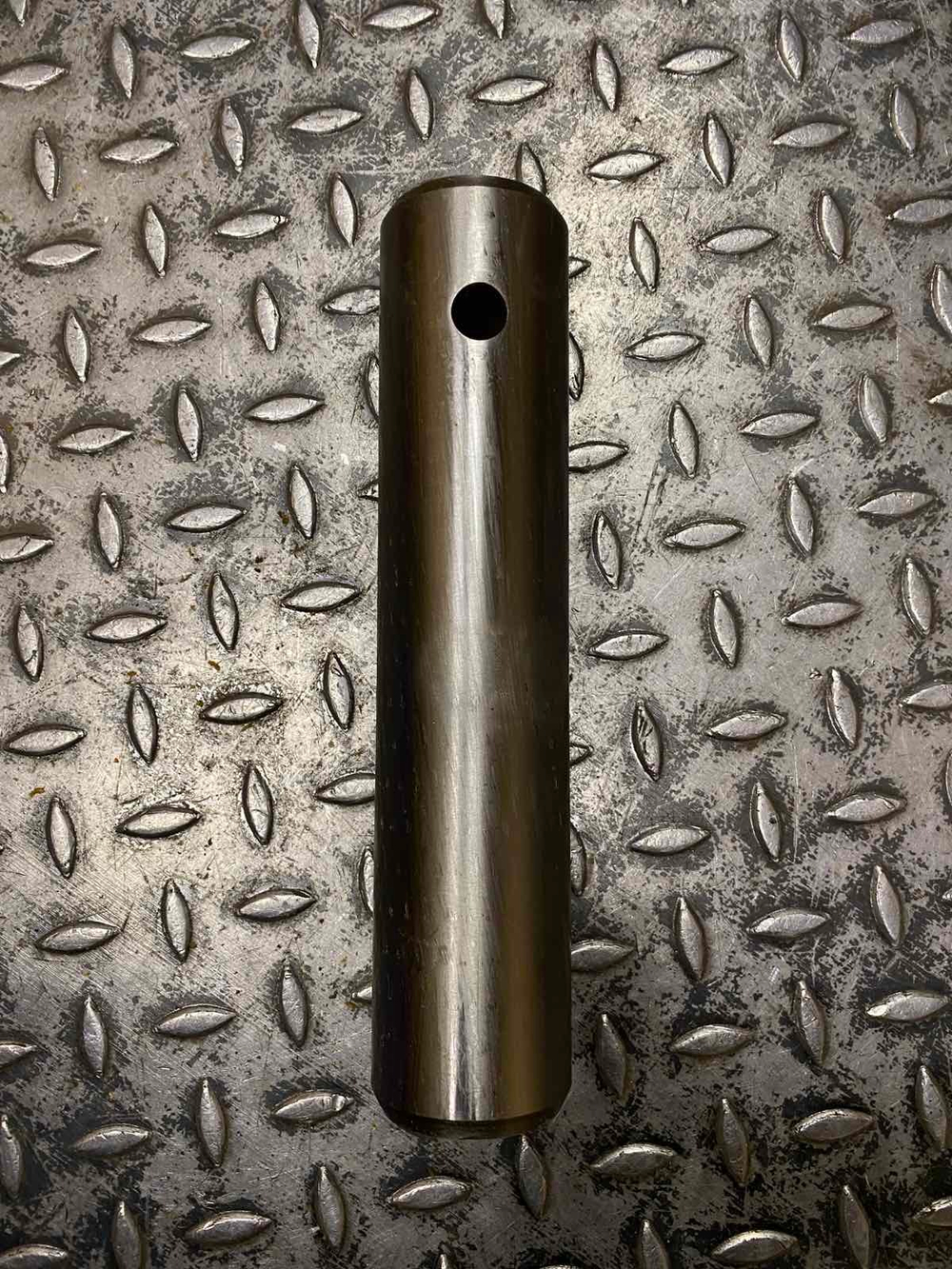 Палец 811/90409 трапеции