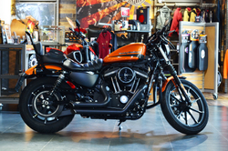 Harley-Davidson Sportster 883