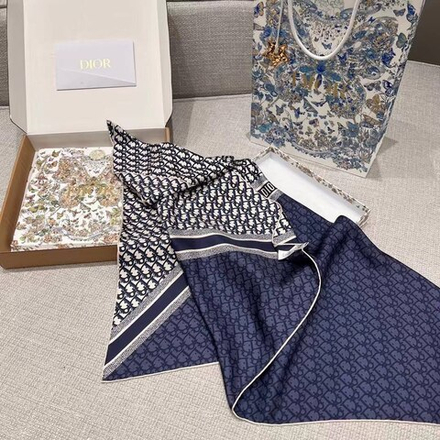 Платок Dior 90х90 см