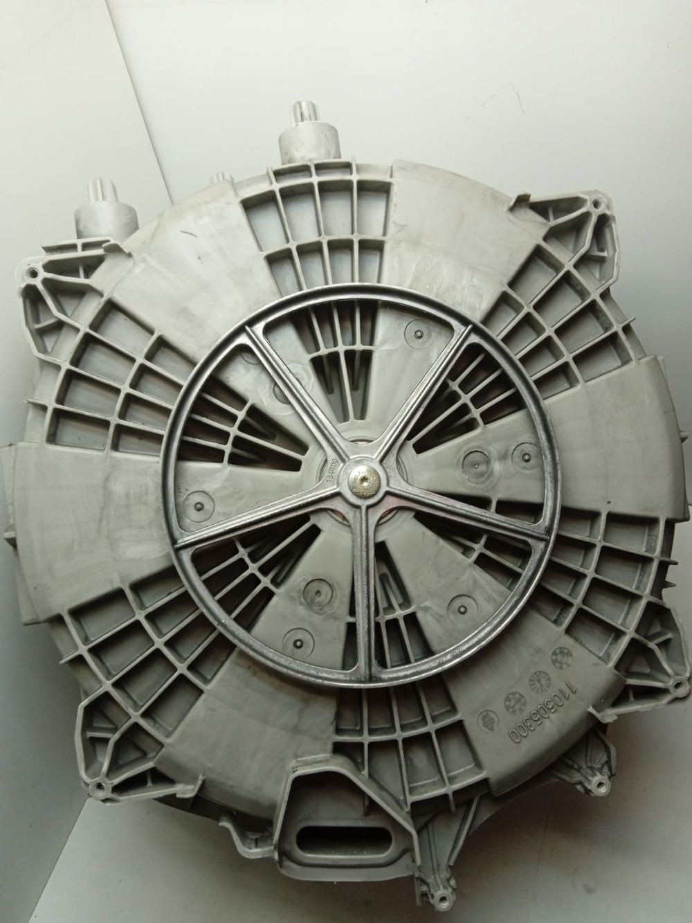 ZWS2101 кт9 Бак для стиральной машины Electrolux Aeg Zanussi 110505300 110505400 б/у