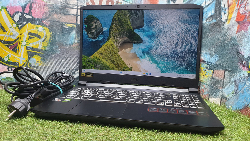 Игровой Acer Ryzen 7/16Gb/RTX 3050 4Gb/144Hz/