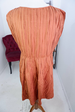 Платье Mango модное, маркировка L, визуально 48 размер, новое