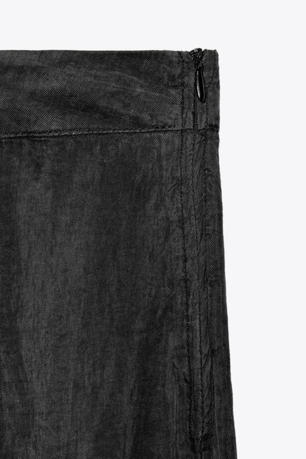 ZARA ПРЯМЫЕ СТРУЯЩИЕСЯ БРЮКИ, ЧЕРНЫЙ