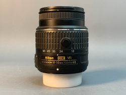 Nikon D5500 Kit 18-55 7320 кадров