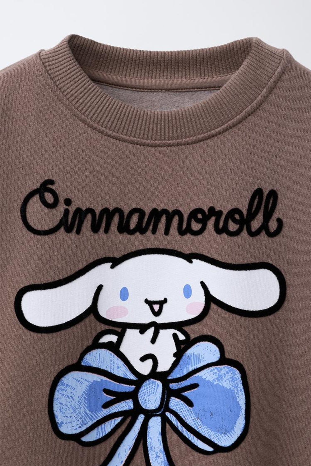 ZARA ТОЛСТОВКА С ПРИНТОМ CINNAMOROLL © SANRIO FLOCK, КОРИЧНЕВЫЙ