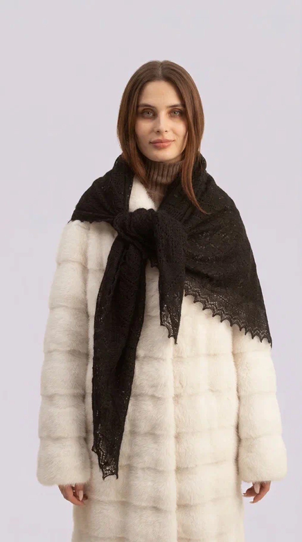 Оренбургский пуховый платок-паутинка А120-07 черный