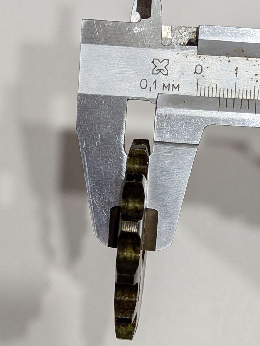 - Звезда ведущая 428-16 для мотоцикла, питбайка, мопеда с двигателем CG/CB, с валом 20 мм