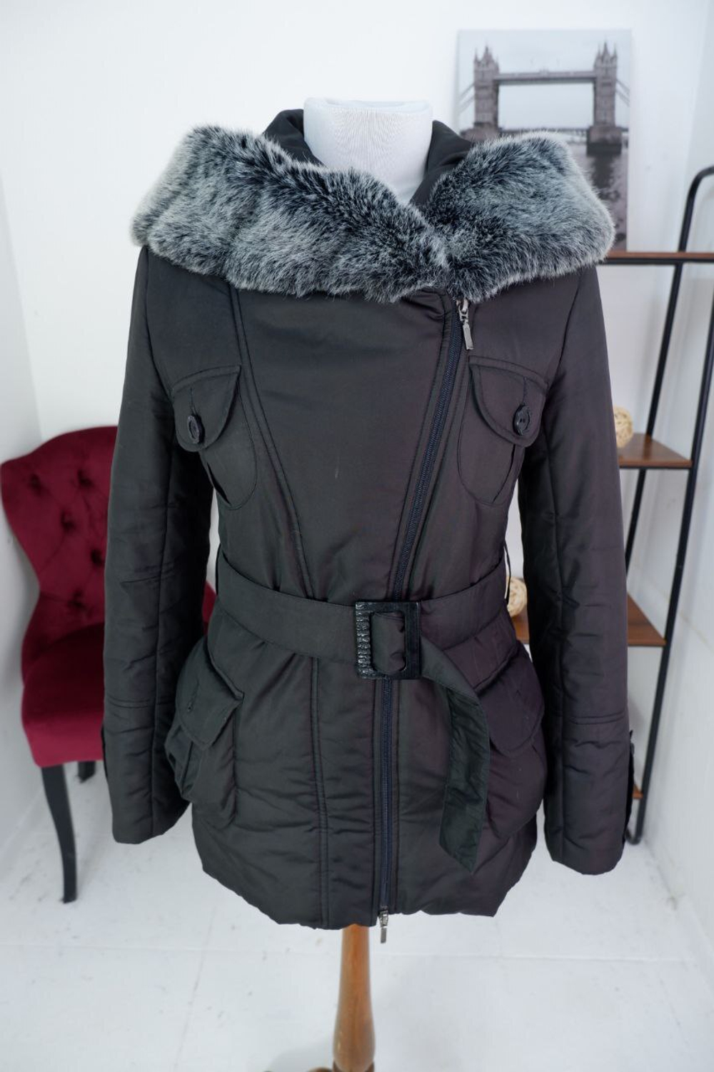 Куртка стильная демисезонная 44 размер