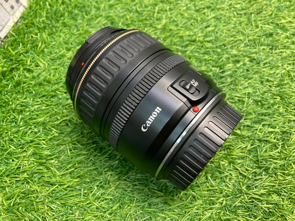 Canon EF 28-105mm 3.5-4.5 USM