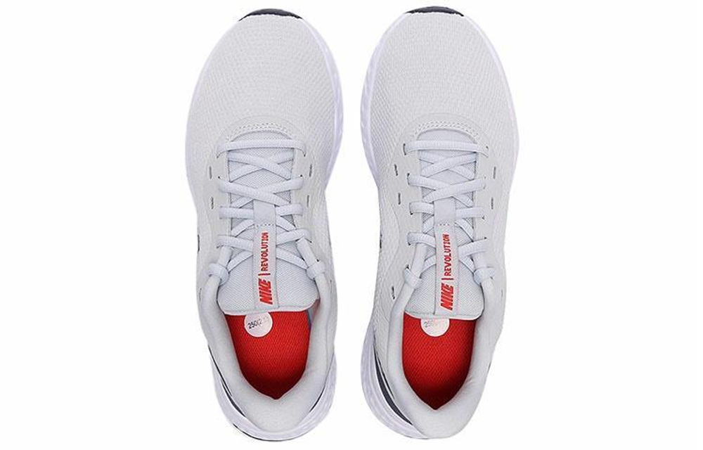 Кроссовки Nike Revolution 5