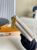 Louis Vuitton Zippy Wallet