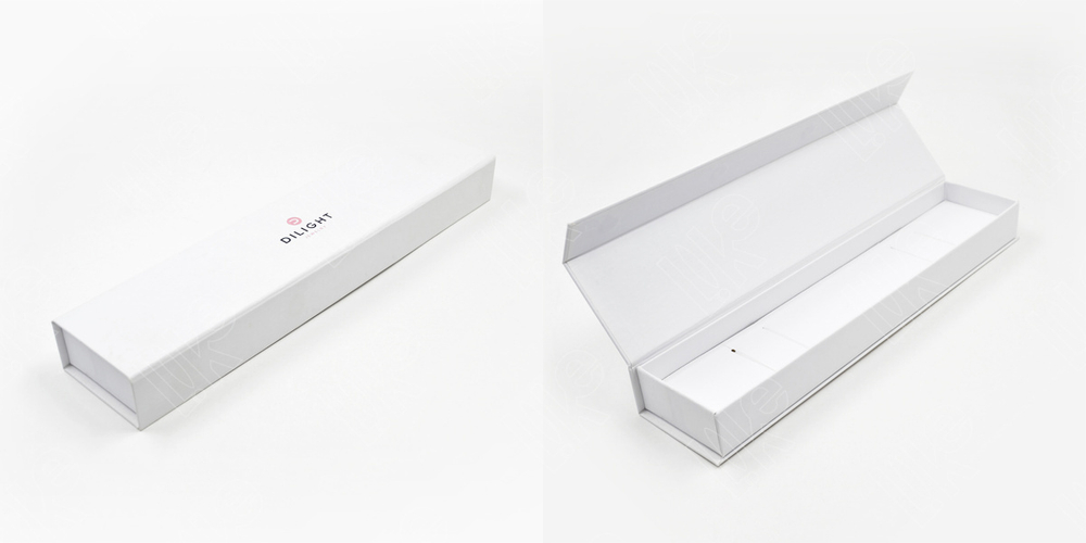 Футляр с ложементом для браслета или цепочки