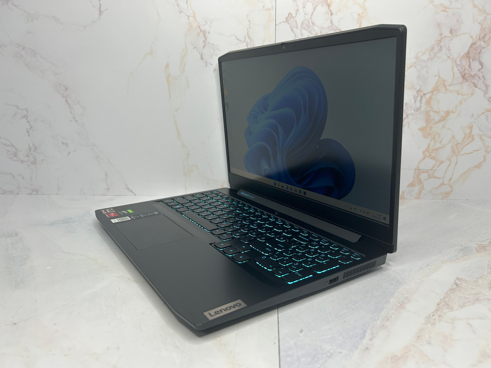 Ноутбук Lenovo Ideapad Gaming 3-15ARH05 Конфигурация: AMD Ryzen 5 4600H 3.0 ГГц/8 ГБ DDR4/SSD 256ГБ/NVIDIA GeForce GTX 1650 - 4 ГБ/Без ОС/15.6 "; 1920х1080; IPS/B1
