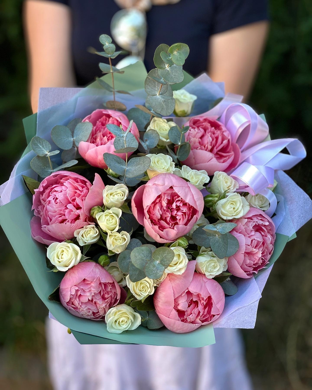 Авторская композиция из пионов "Complacency"