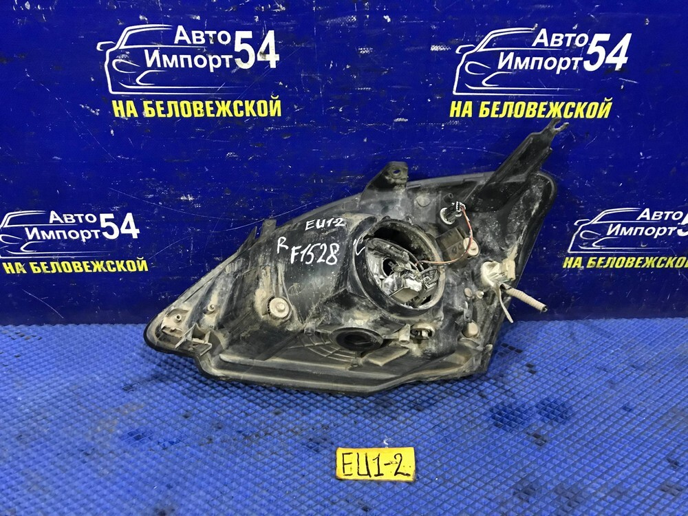 Фара передняя правая Honda CIVIC 2001