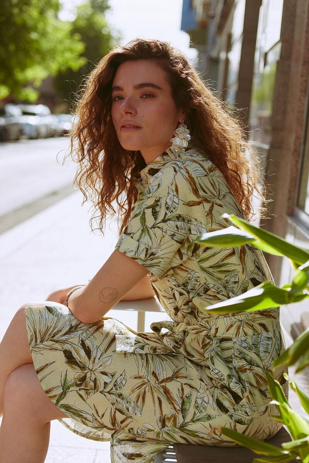 Платье Леон тропический принт лен (Размер 42)