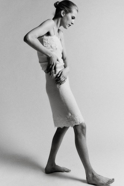 ZARA ВЯЗАНАЯ ЮБКА МИДИ С КРУЖЕВОМ И ВЫШИВКОЙ, ЭКРЮ