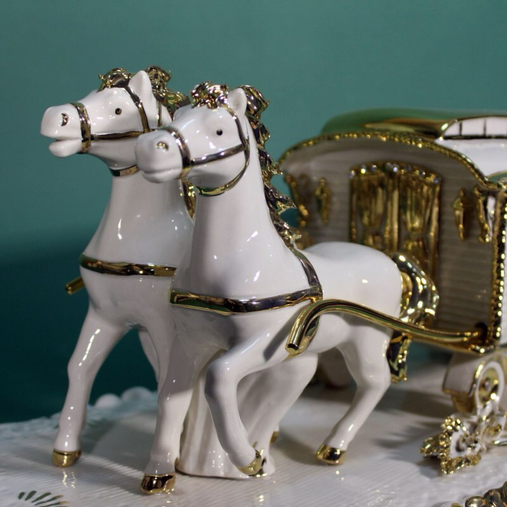 Винтаж: Фарфоровая скульптура в стиле Capodimonte
