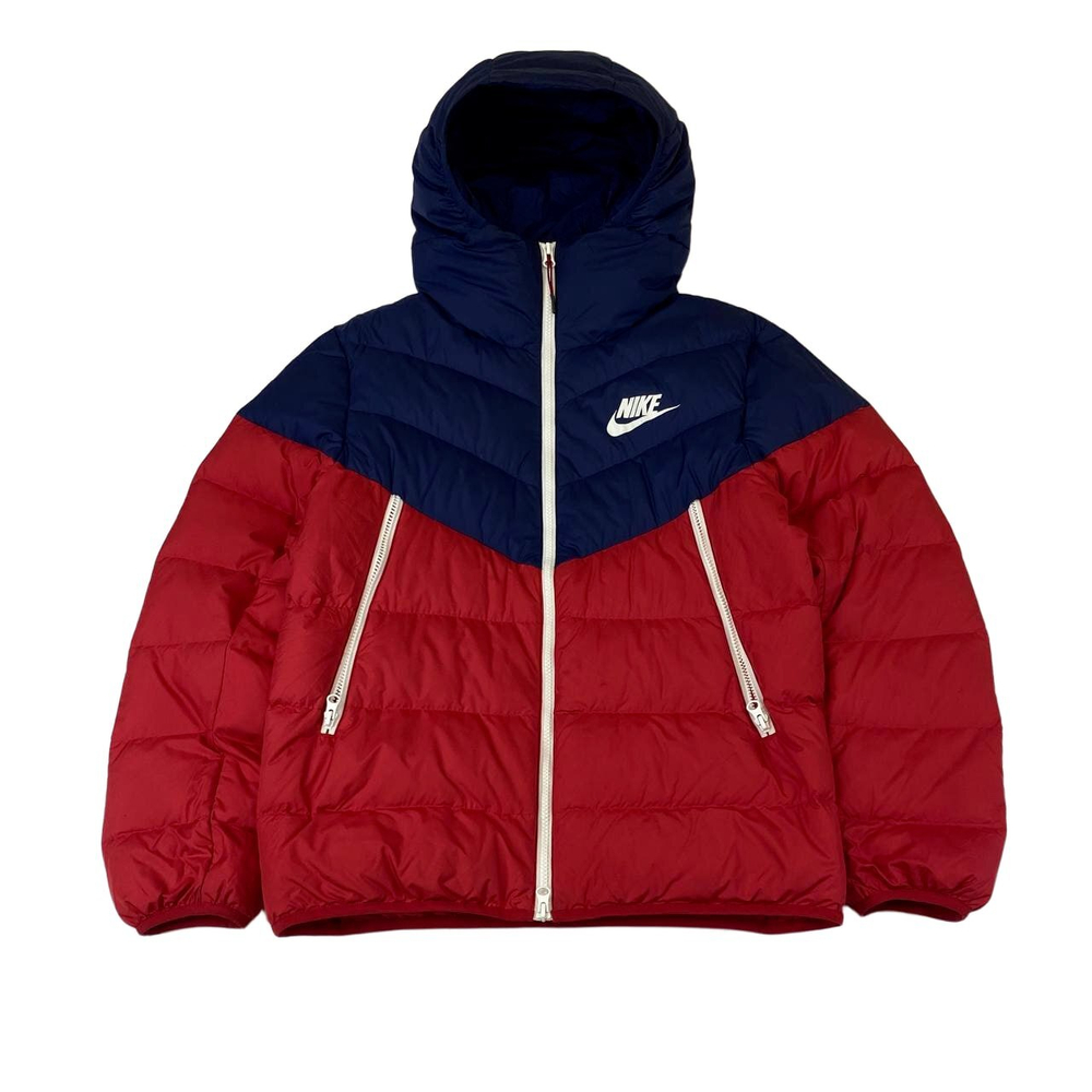 Микропуховик Nike