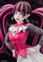 Draculaura
