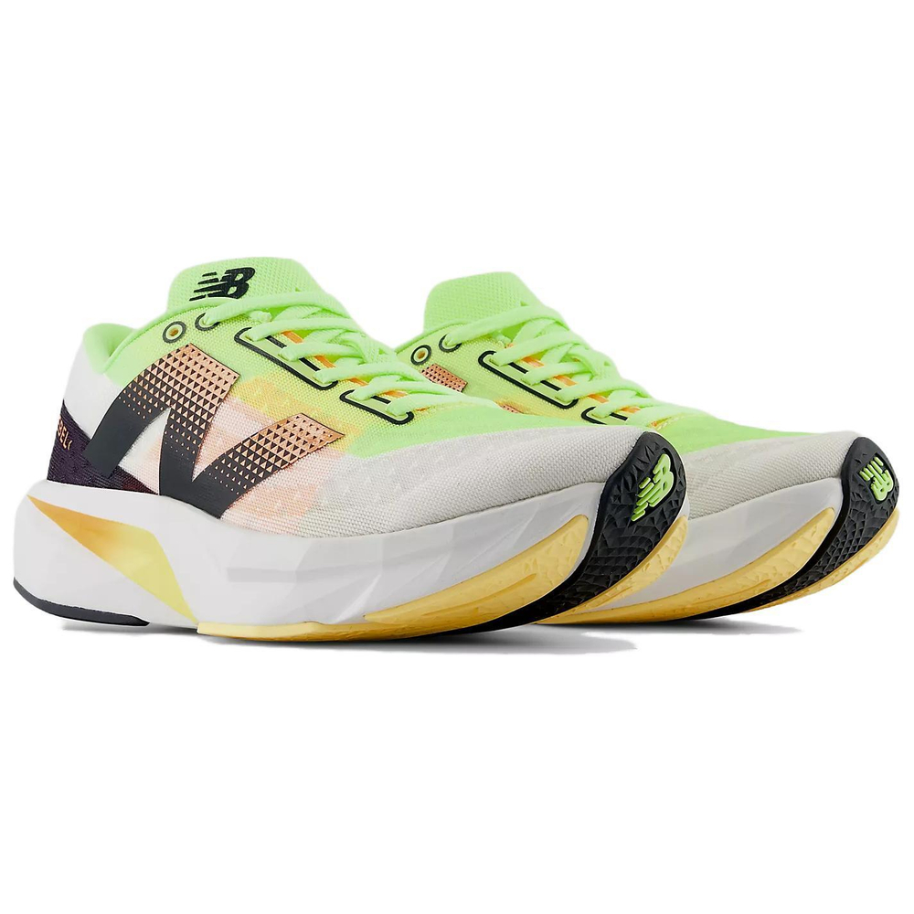 Кроссовки New Balance Fuelcell Rebel V4