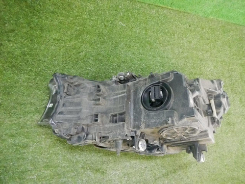 Фара правая BMW 7er G11 G12 (2015-2019) LED