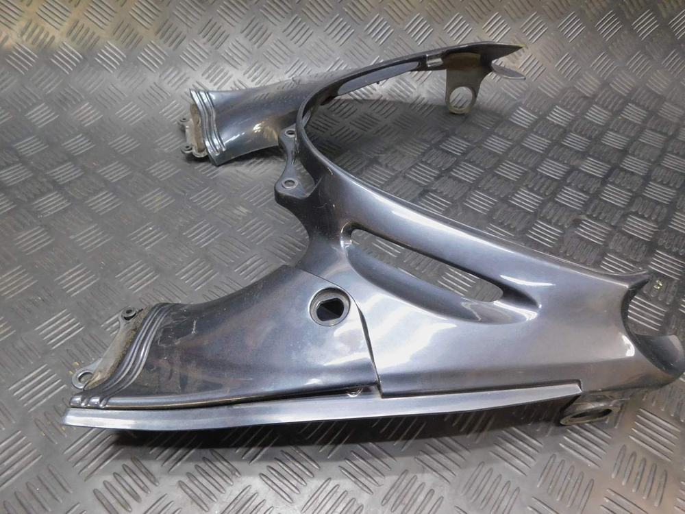 Пластик приборной панели Kawasaki ZZR1100 99 11012-1876A