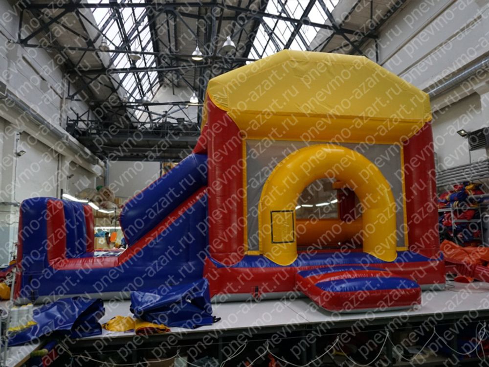 Батут с горкой