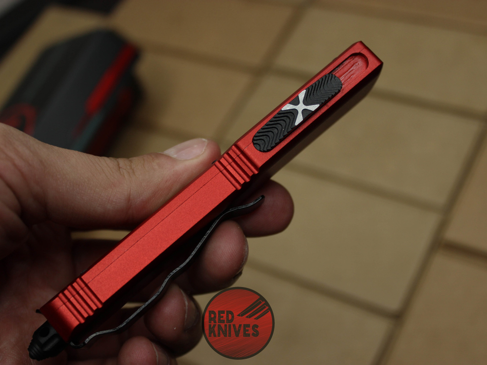 Нож Microtech Ultratech T/E - красная рукоять, танто черный клинок RK-353