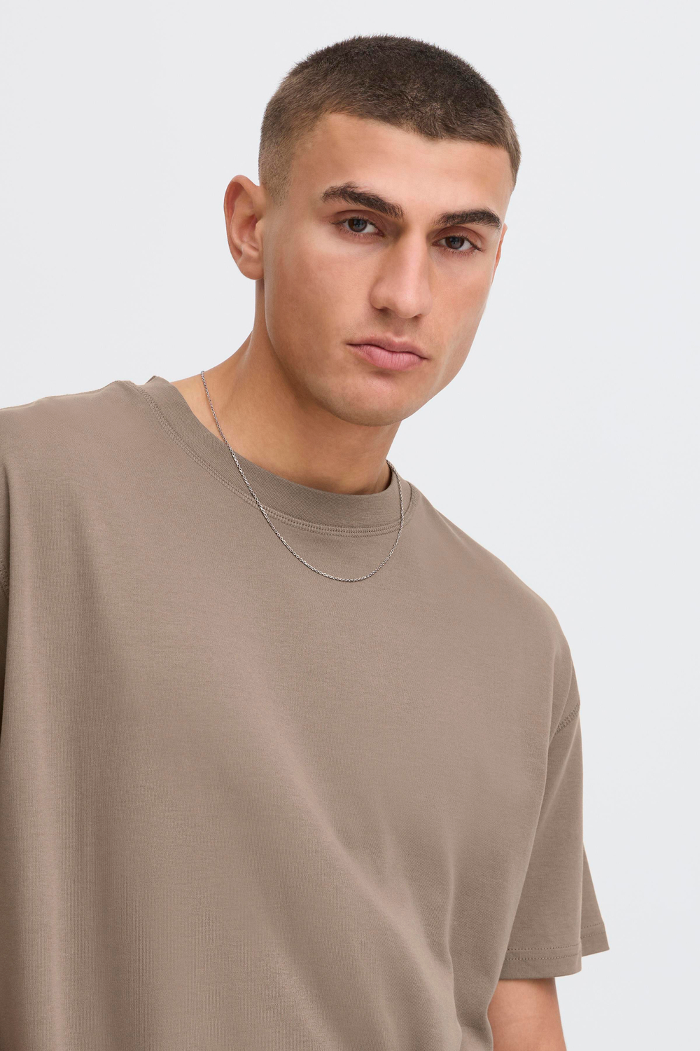 Футболка мужская 21107307 Solid