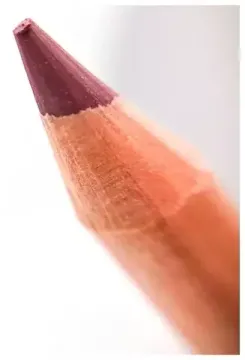 763 MISS TAIS Чехия - Карандаш для губ