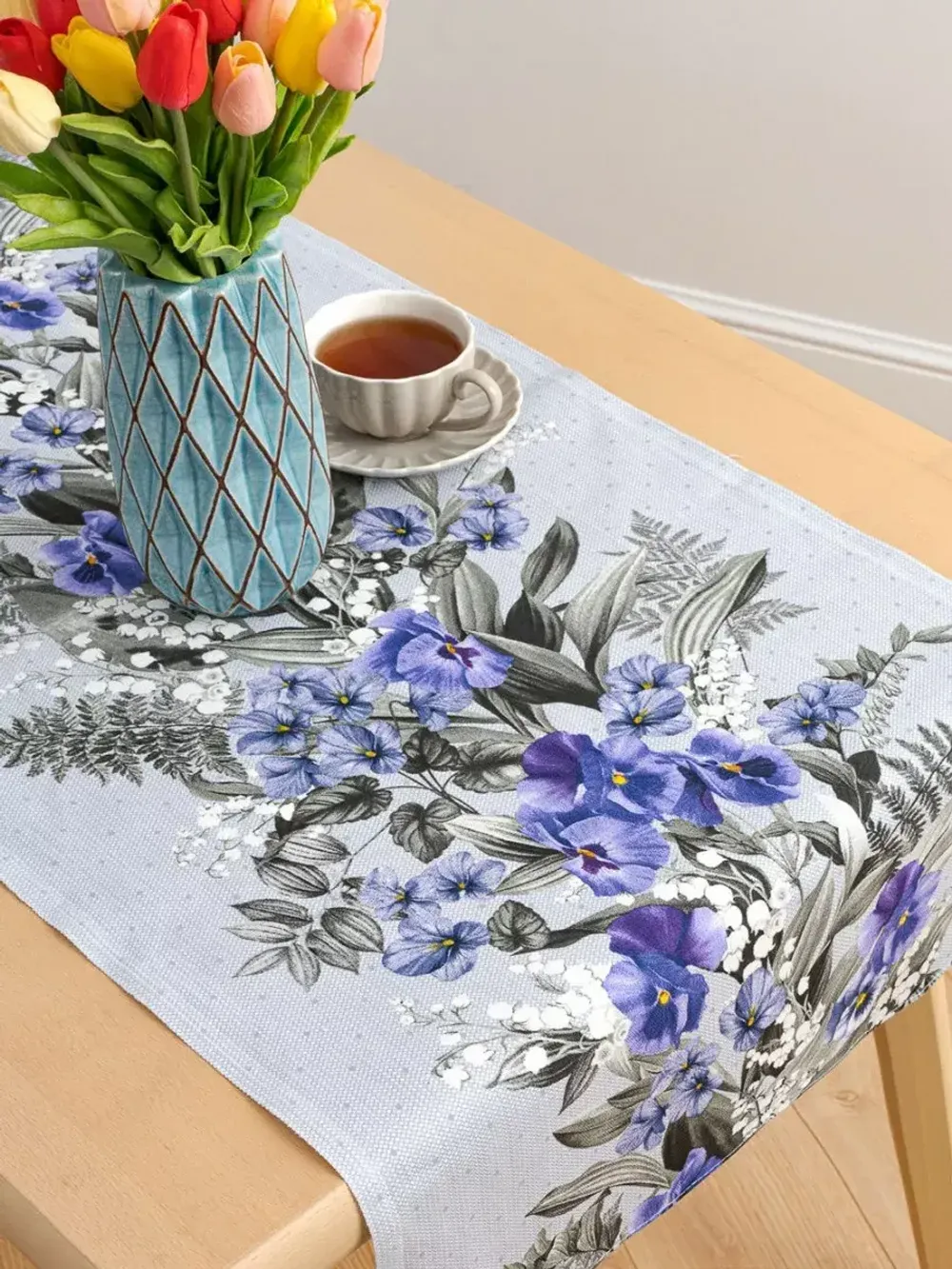 Дорожка декор на стол тканевая Сказка "Даваллия" 125х45 рогожка