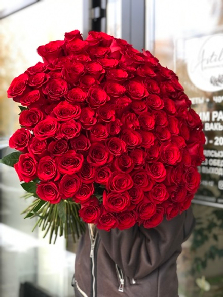 Букет из роз "101 красная роза"