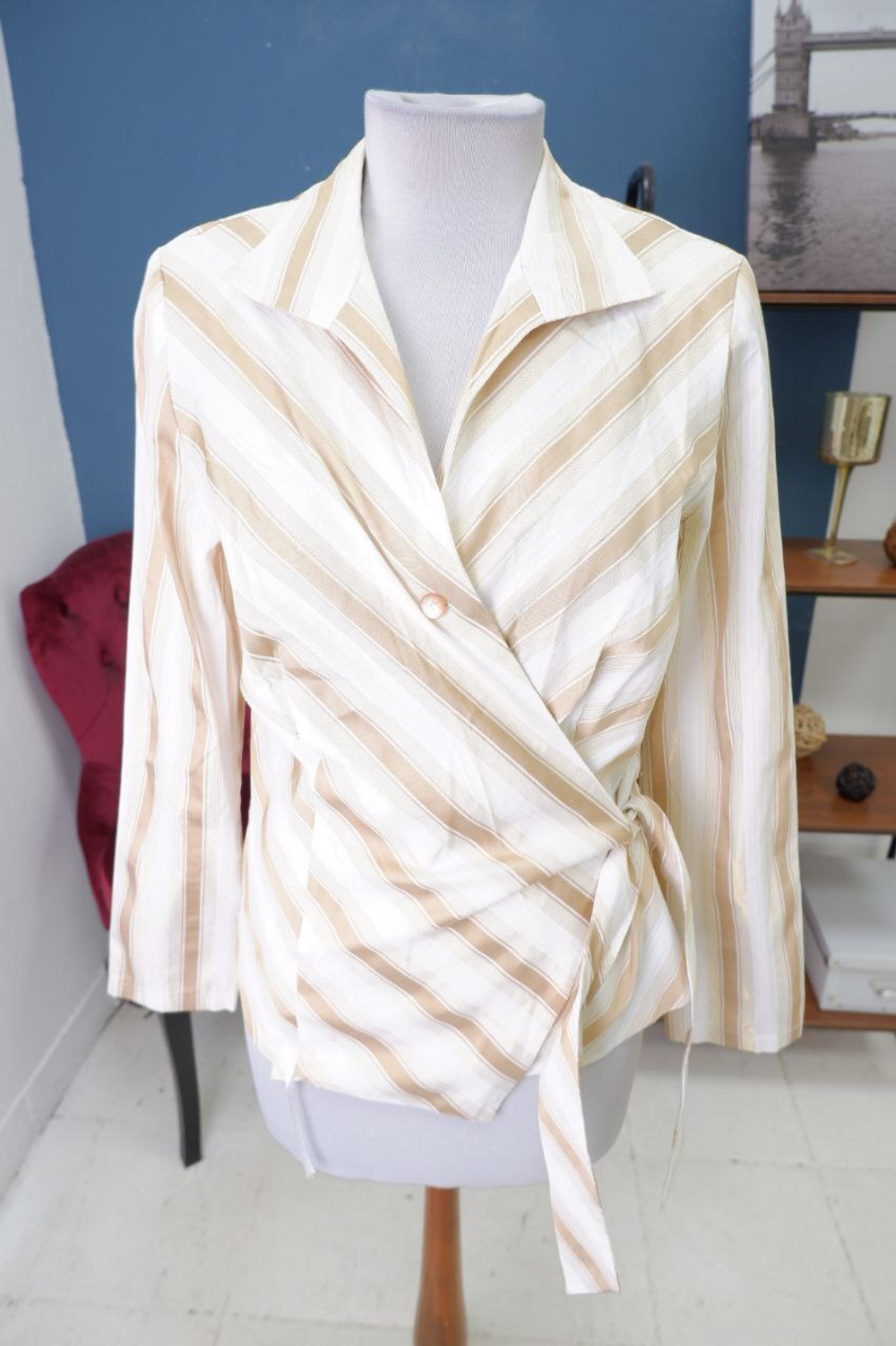 Блузка Le soleil лаконичная 48 размер