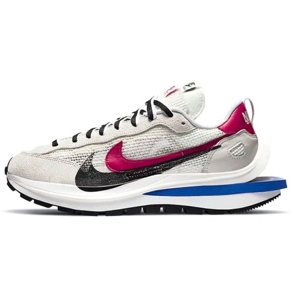 Sacai x Nike VaporWaffle royal fuchsia