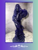 Свеча "Ева в объятиях змеи" программная