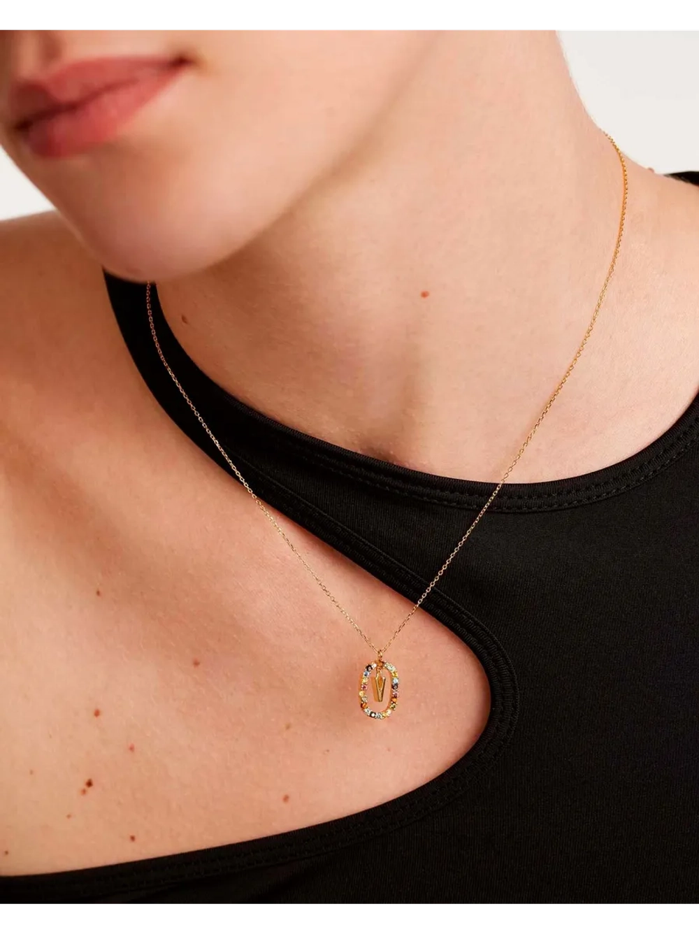 Колье Буква V серебро 925 пробы покрытое золотом