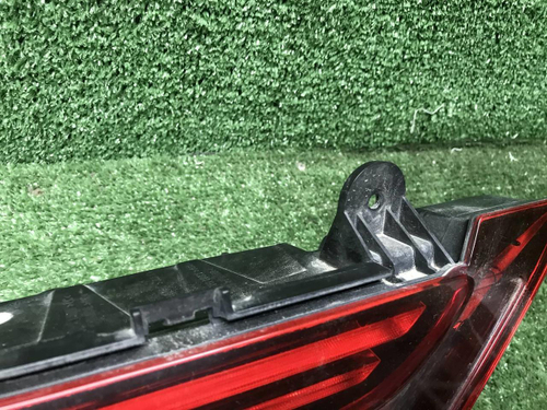 Фонарь левый внутренний Genesis GV70 (2020-н.в.)