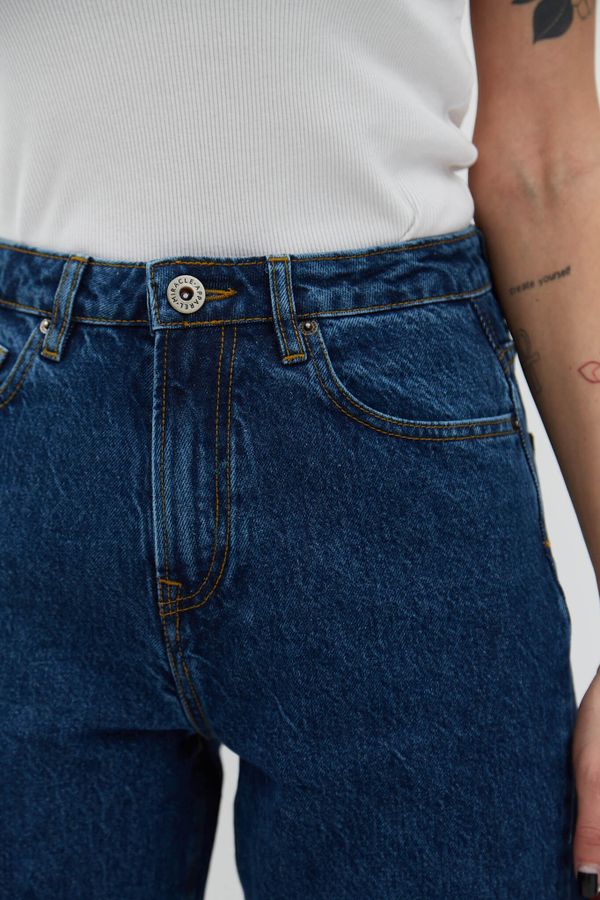 Джинсы женские Miracle Apparel 2255 Straight Dark Blue - фото 5