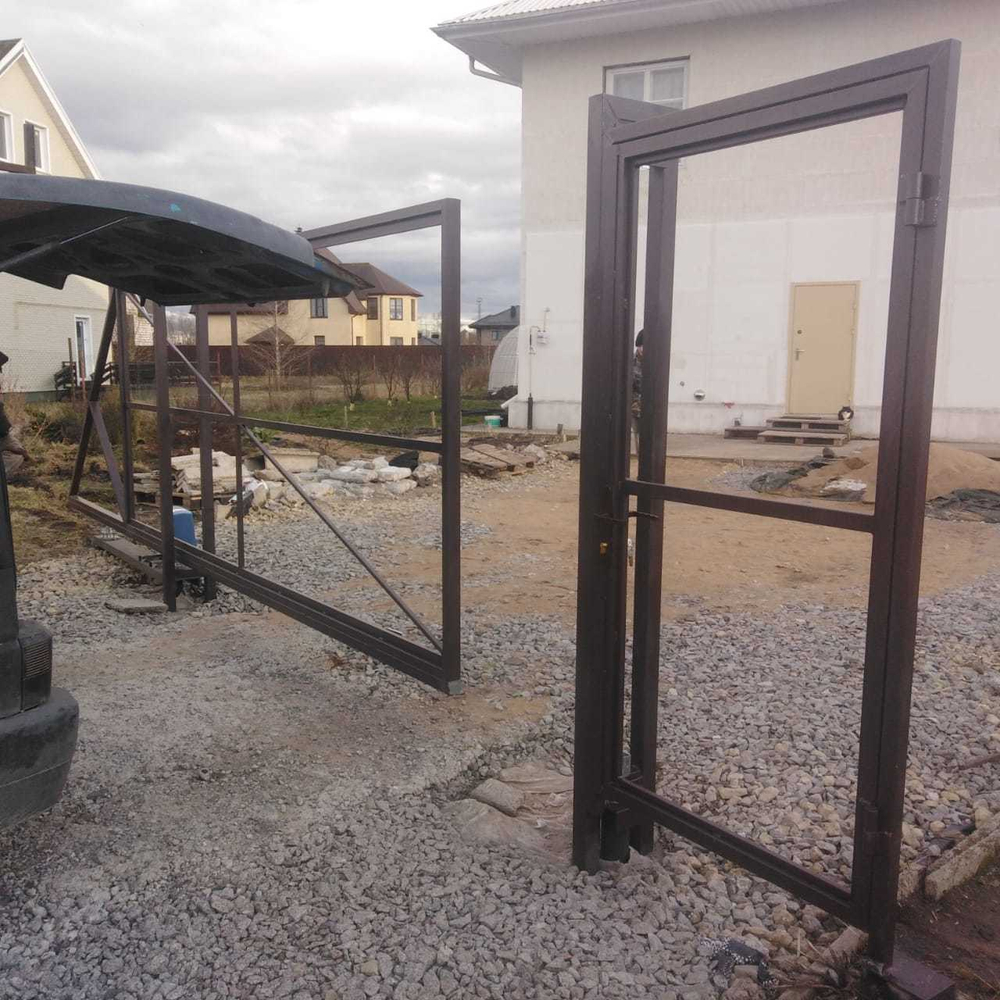 Откатные ворота 4\2+автоматикой с отдельностоящей калиткой д.Вайя Гатчинский район.