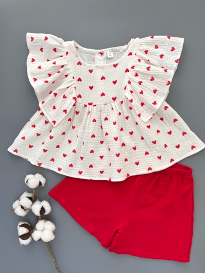 Костюм из муслина топ и шорты "Сердечки"