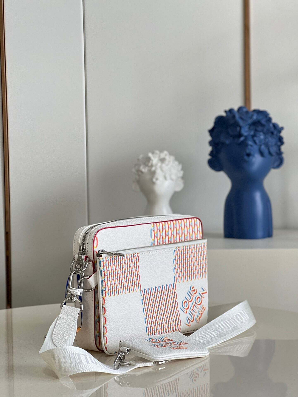 Louis Vuitton Trio Messenger