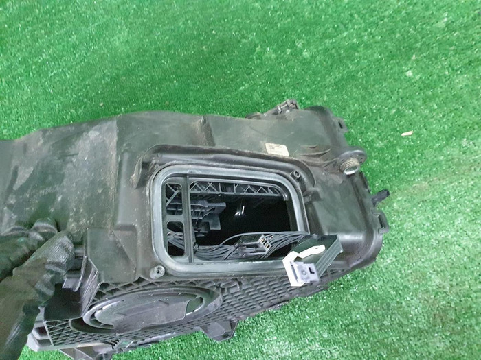 Фара левая Mercedes GLC X253 (2019-2022) LED