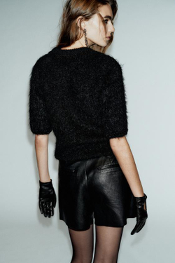 ZARA ЮБКА-ШОРТЫ ИЗ ИСКУССТВЕННОЙ КОЖИ СО СКЛАДКАМИ, ЧЕРНЫЙ