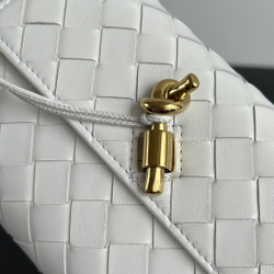 Bottega Veneta Andiamo Large Flap Wallet