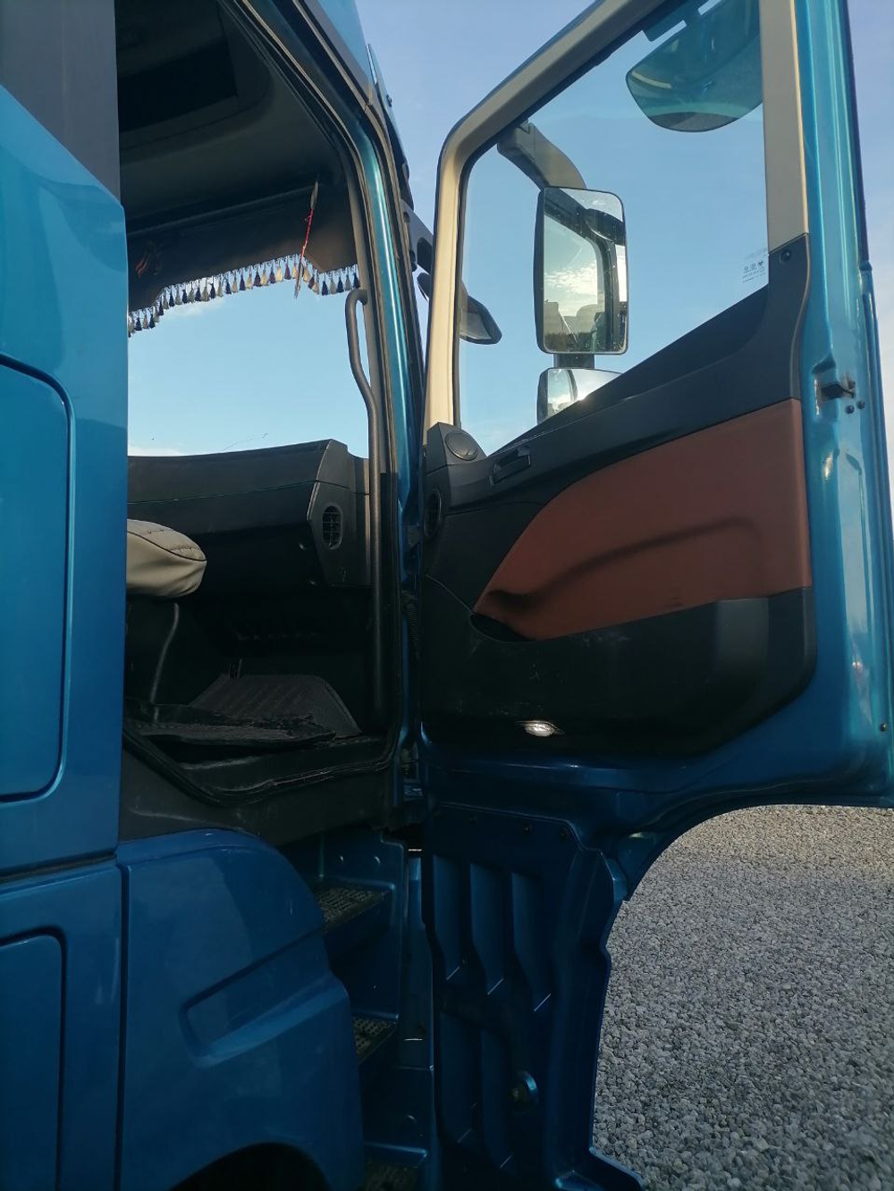 Foton AUMAN 4x2 Седельный тягач EST A 1846 AMT (Дизельный, 11,8 л, АТ, 470 л.с.)