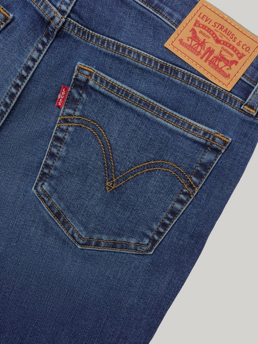 Женские джинсы бойфренды Levi's Boyfrend 19887-0377, Утепленные